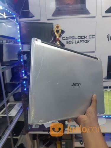 Laptop Acer Asvire V5 Layar Sentuh,+Invidia .Buat Design Gaming ,Kantoran