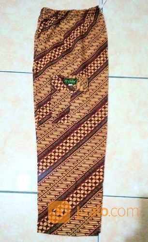 CELANA BOIM BATIK