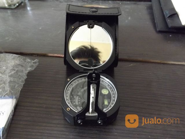 Kompas Geologi Brunton DQL-8