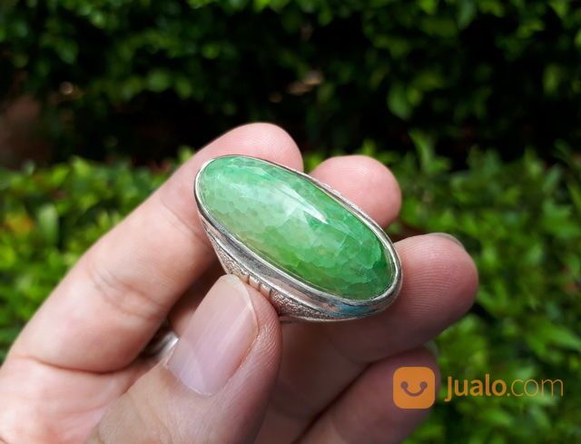 Batu Pandan Hijau PDN001 Serat Sisik Murah Terjangkau