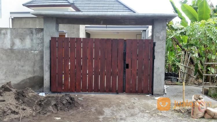 Pintu Pagar Besi Kombinasi Woodplank Motif Kayu JL_018