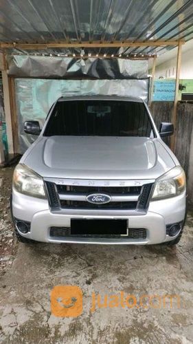 Ford Ranger Doble Cabin 4x4 Base M/T Tahun 2009