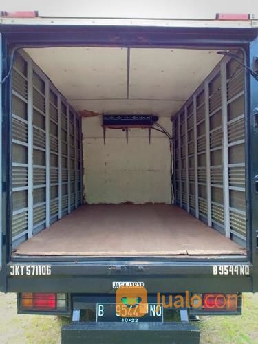 Mobil Box Isuzu Elf Thn 2002 Terawat