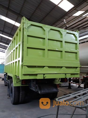 Hino Dumptruck Tronton
