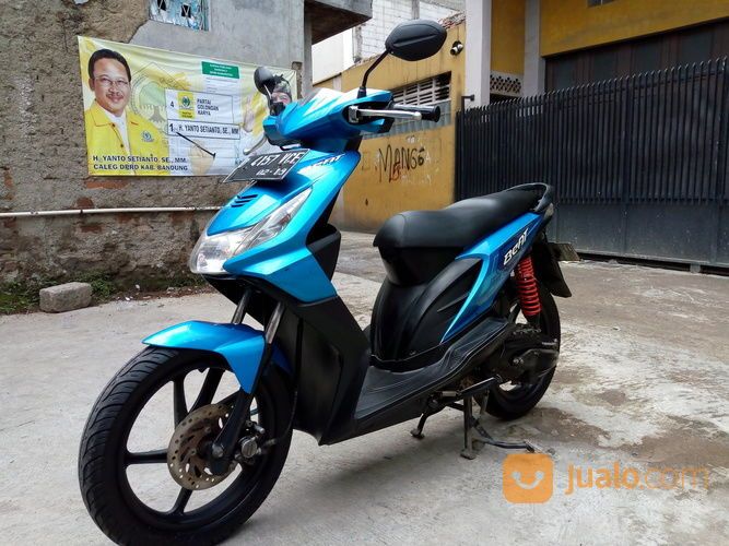 BeAT CW Karburator Tahun 2009 BIRU