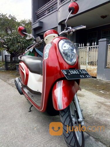 Honda Scoopy FI Stylish Merah 2014