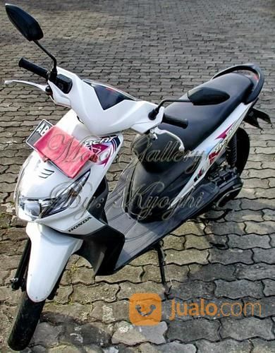 Honda Beat Karbu 2010 Akhir, Putih Mutiara, AB Bantul