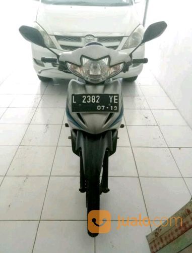Motor Revo Tahun 2009 Warna Silver