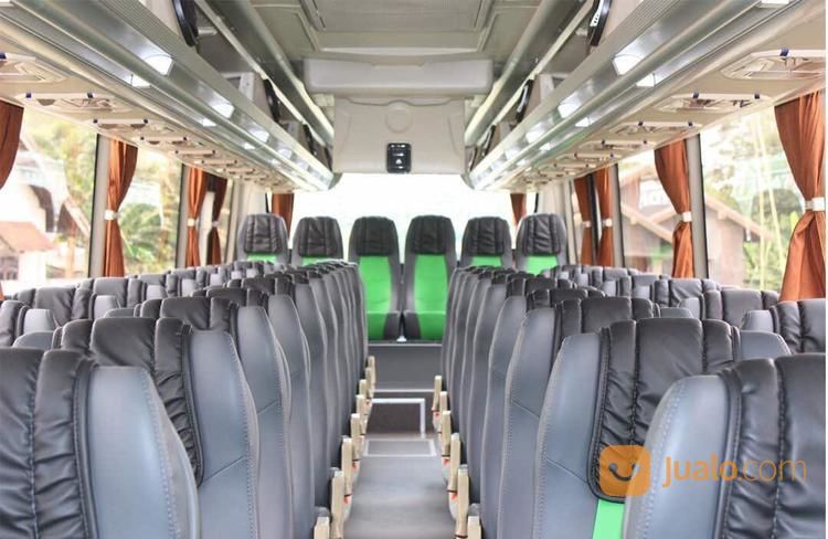 Big Bus Mercedess Benz 1526 Adi Putro