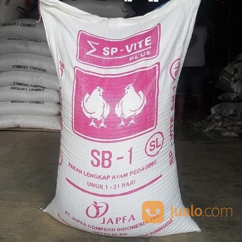 Ready Pakan Komplit Giant Untuk Ayam Pedagin Dan Petelur