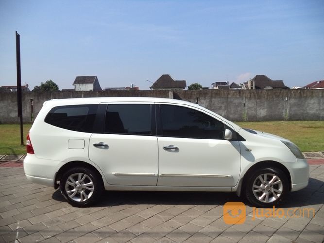 Grand Livina 1.5XV 2011 Matic Putih (Nopol AB. Tangan1)