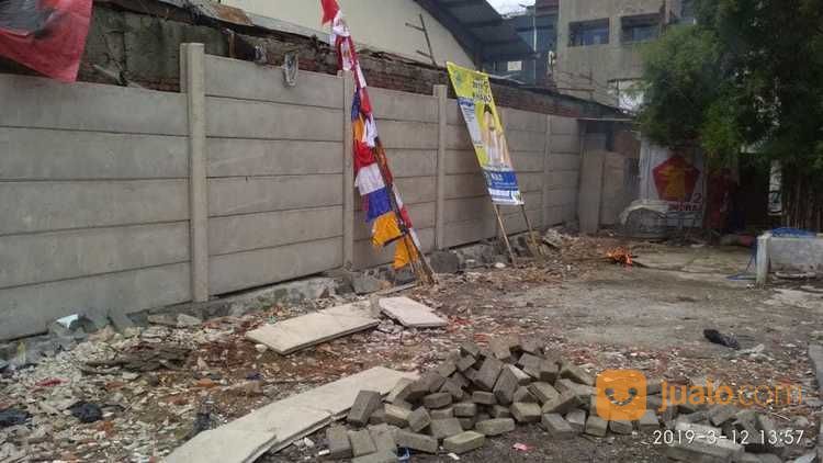 Dinding Panel Beton Pembatas Tanah