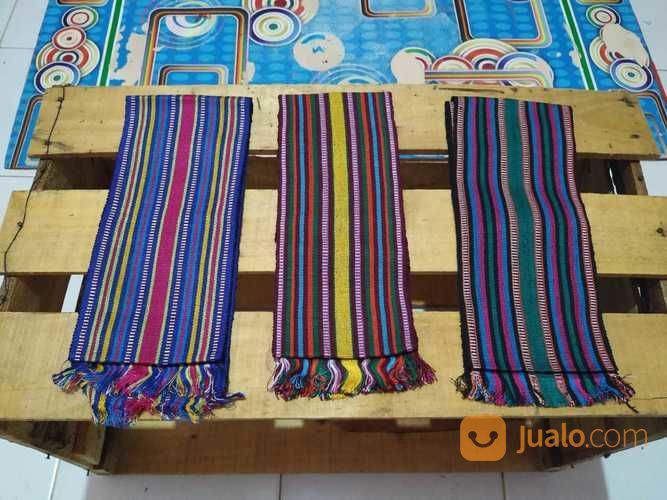 KAIN TENUN IKAT KEPALA ETNIK NUSANTARA LOMBOK