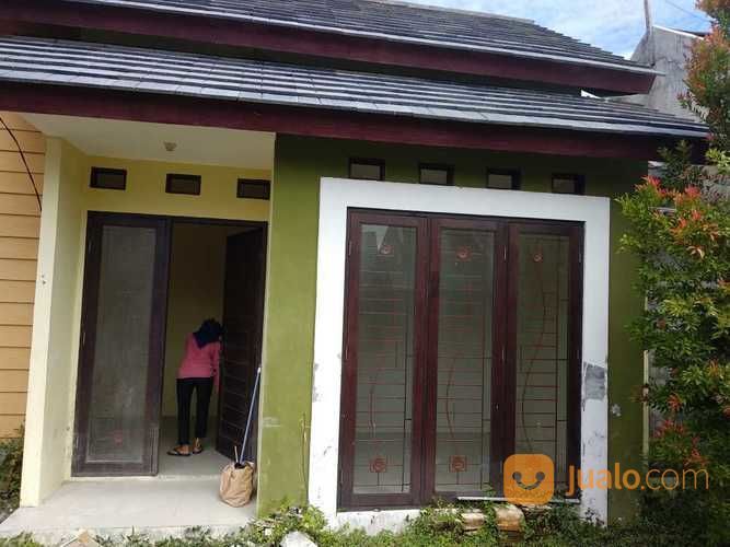 Rumah Di Perumahan Royal Mataram