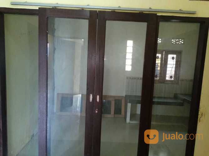 Rumah Di Perumahan Royal Mataram