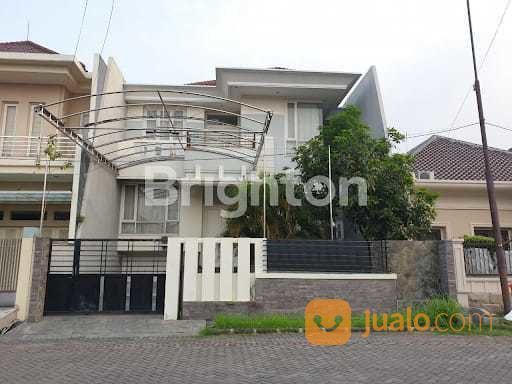 Manyar Kertoadi Rumah Mewah Minimalis 2lantai Split Level