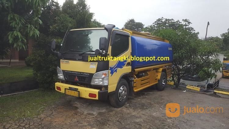 Truk Tangki Mitsubishi Canter Tahun 2014 Kapastias 8000 Liter
