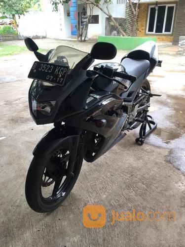 Motor Kawasaki Ninja RR