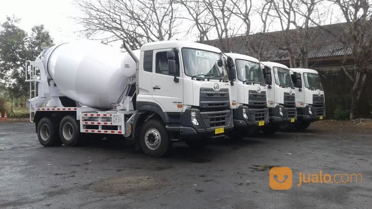 Truk Mixer / Molen 7 8 Kubik Ready