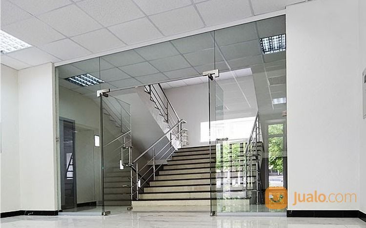 Partisi Kaca Tempered