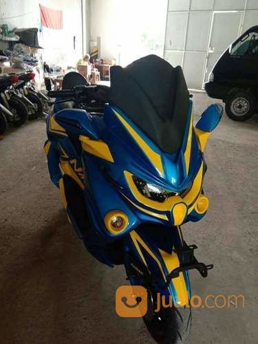 Yamaha Nmax Predator