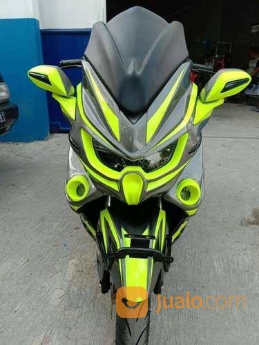 Yamaha Nmax Predator