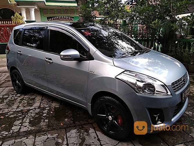 Suzuki Ertiga GL Biru Muda Metalik 2012/2013