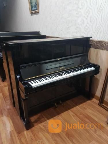 Upright Piano Bekas Yamaha No. 200 Piano Upright Klasik Akustik Seken