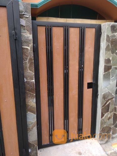 Pintu Lipat Motif Kayu