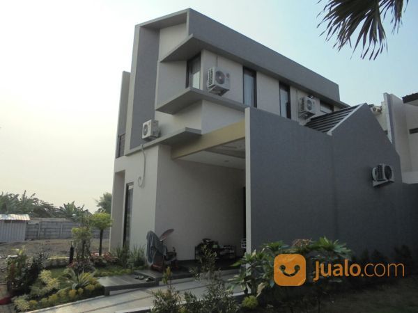 Rumah Cluster The Akasia Eight Dengan Fasilitas Lengkap MD702