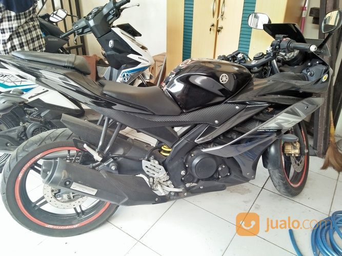 Yamaha R15 Hitam Kodya Semarang