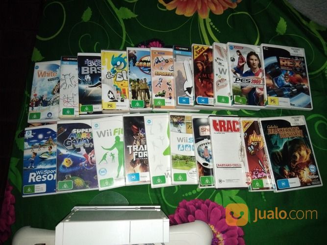 Nintendo Wii Dengan Kondisi Bekas Pakai Lengkap (Tanpa Kardus) Barang Masih Bagus Bisa Cek Di Lokasi