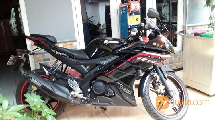 YAMAHA YZF R15 Hitam 2016