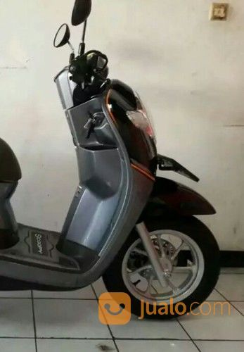 Motor Bekas Plat H Kota Salatiga Honda Scoopy 2016 Mulus Pemakai Wanita