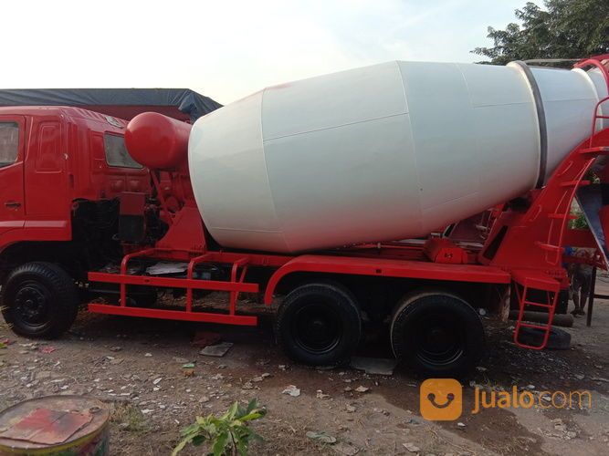 Hino Lohan 700 Th.2013 Mixer / Molen 7 Kubik