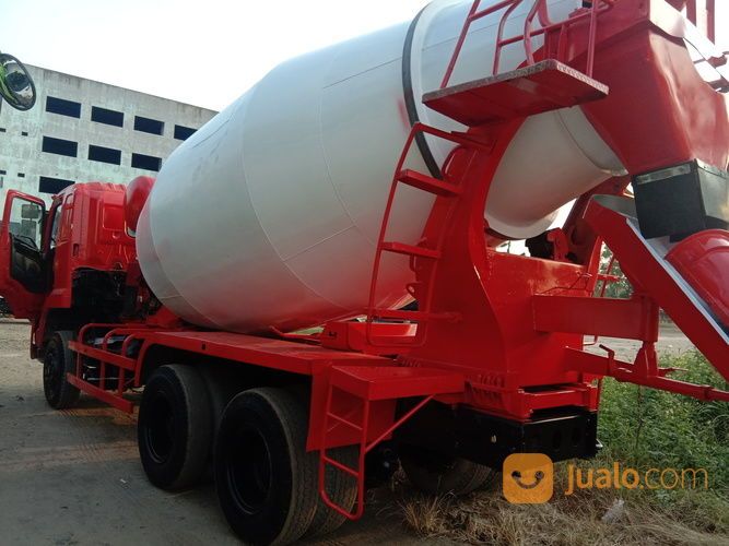 Hino Lohan 700 Th.2013 Mixer / Molen 7 Kubik