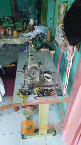 Tukang Jahit Ibu Mae