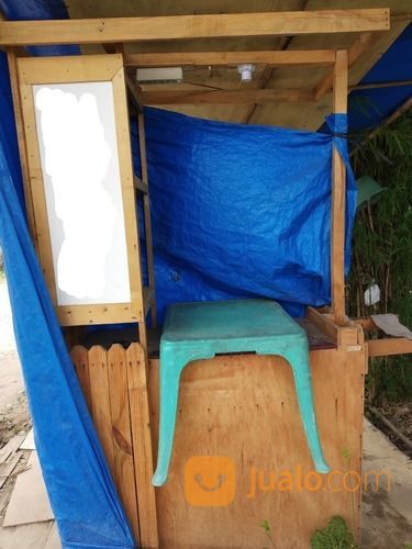 Gerobak Bakso Bakar, Dan Seluruh Isinya, Termasuk Panggangan, Kursi, Tempat Saus Dan Kecap, Dll