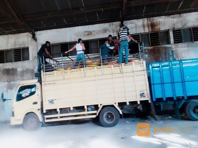 Expedisi Surabaya Padang