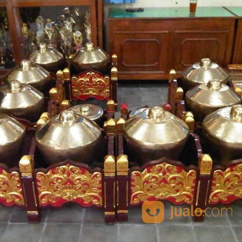 Gamelan Set Pelog Slendro Istimewa
