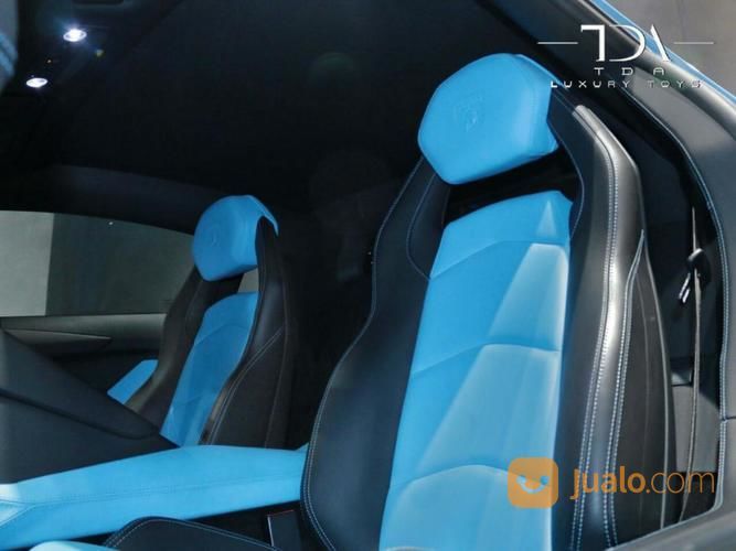 Lamborghini Aventador LP 700-4 (Blu Cepheus)