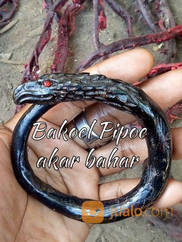 Gelang Akar Bahar Hitam Ukir Burung Rajawali