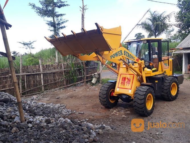 Wheel Loader 0,8 Kubik Klaten | Wheel Loader Power Strong & Lonking 1 M3 Klaten
