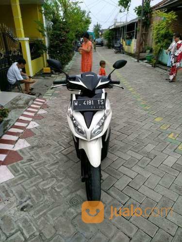 Honda Vario Tahun 2010 Warna Hitam-Putih