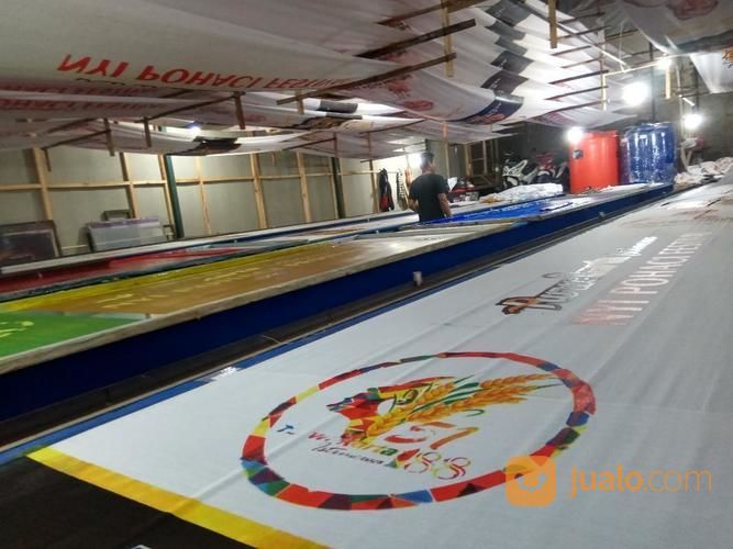 Jasa Sablon Bendera, Spanduk, Umbul Umbul