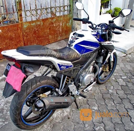 Yamaha New Vixion Lightning Rasa Advance (NVL Rasa NVA) GP Putih 2014, Plat AB