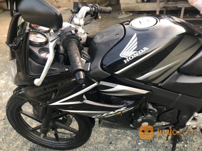 CBR 150R Made In Thailand, Daerah Banjarmasin, Kondisi Baik, Tahun 2010.