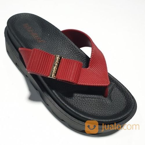 Sandal Sendal Cewe Wanita Karet Jelly Barabara Jepit Pita Merah Hitam Putih