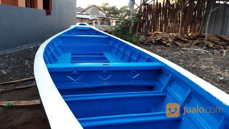 KAPAL FIBERGLASS MODEL GRS10