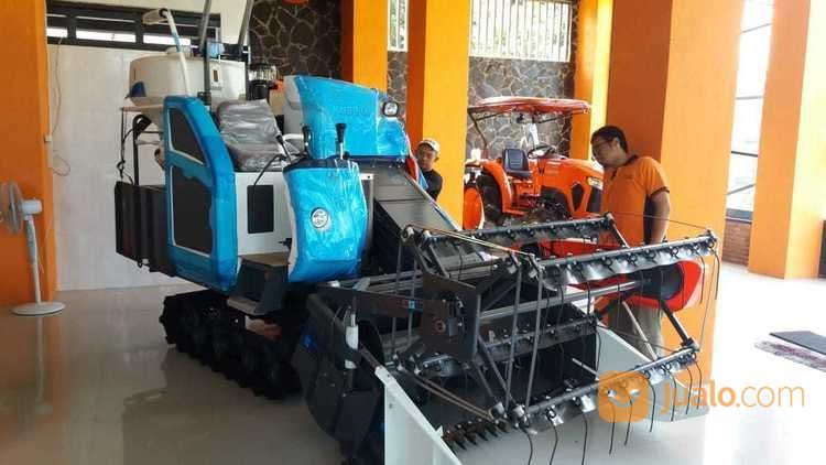 Mesin Panen Padi Kubota DC 35